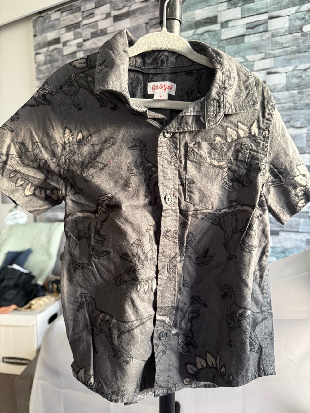 Cat & Jack Gray Dinosaur Print Short-Sleeve Button-Up Shirt